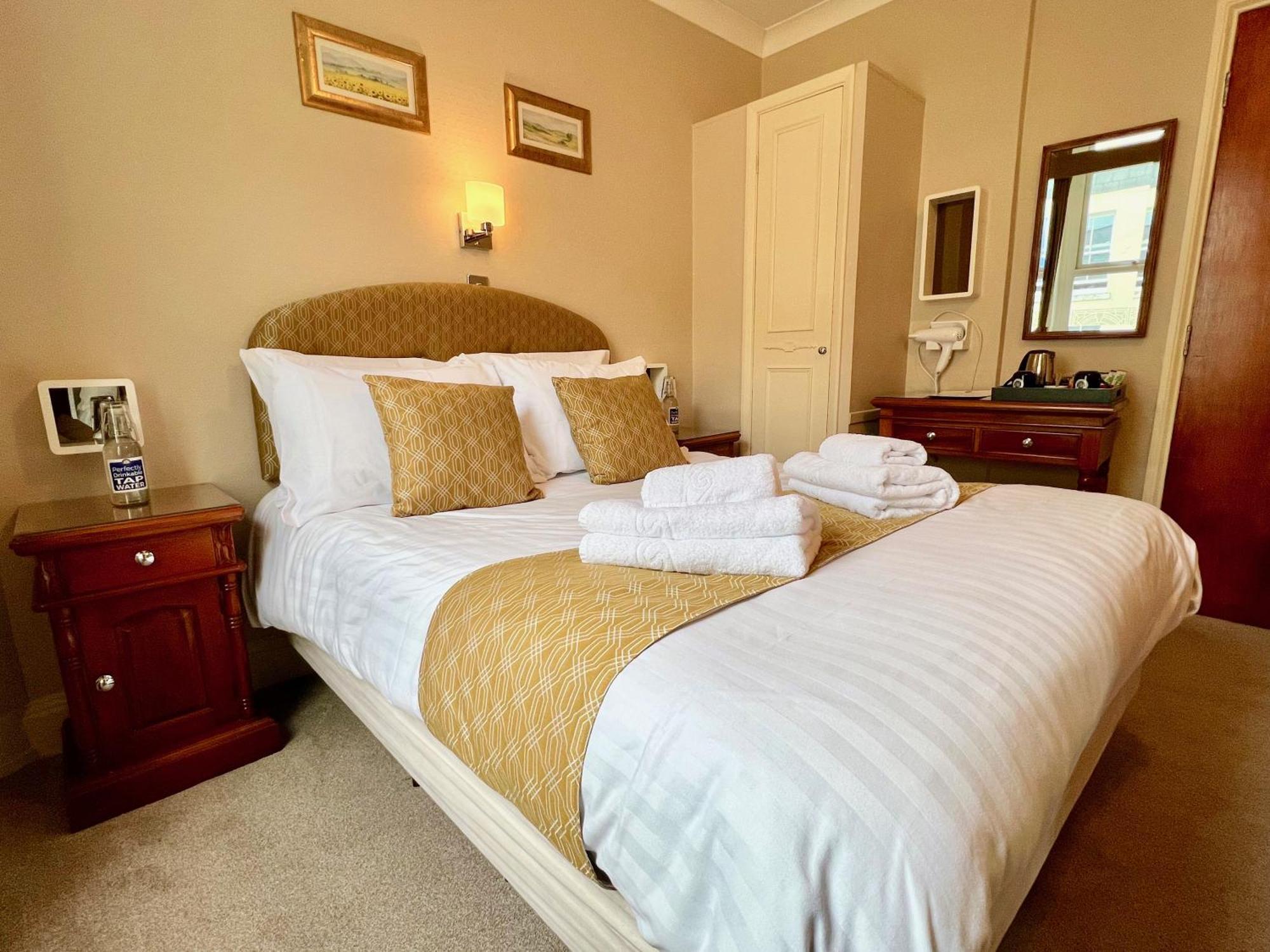 Riviera Lodge Hotel Torquay Extérieur photo